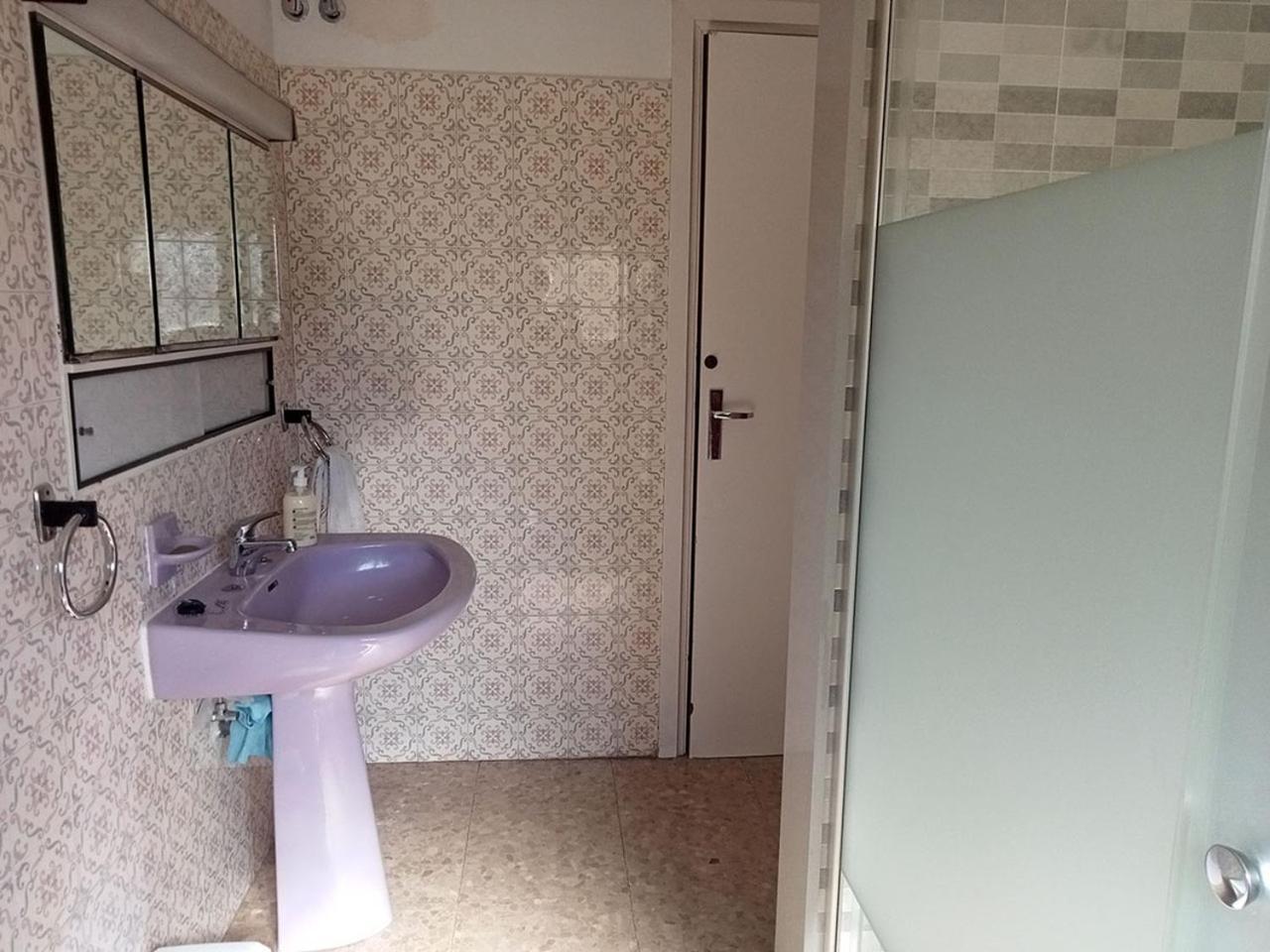 Homestay Habitacio V Cal Kim *